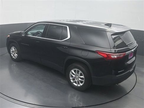 Used 2020 Chevrolet Traverse LS w/ LPO, Floor Liner Package image 22