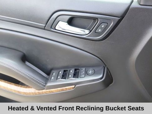 Used 2017 Chevrolet Suburban Premier image 15