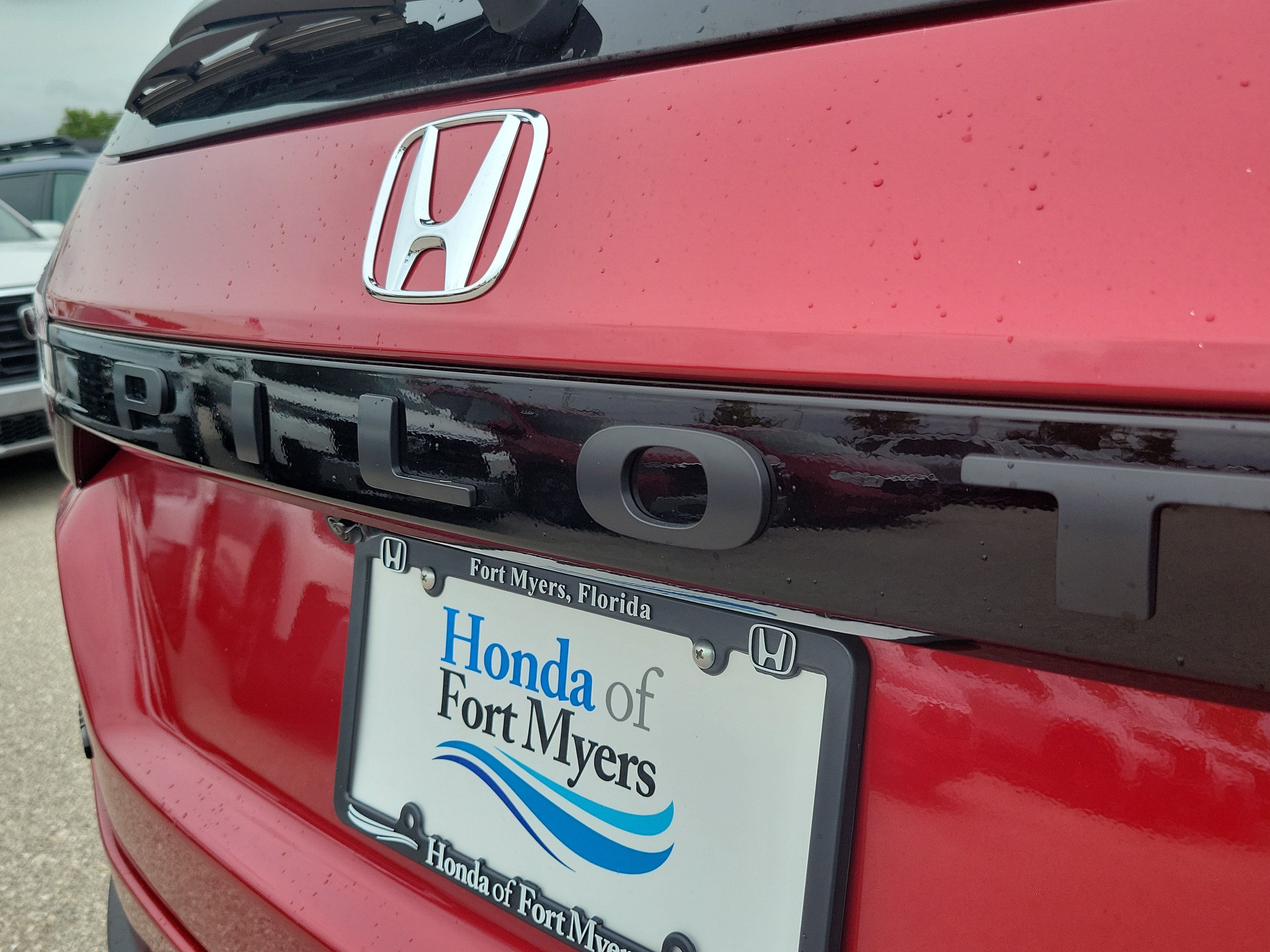 New 2026 Honda Pilot Black Edition image 8