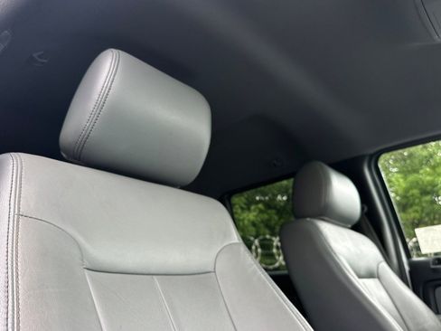 Used 2014 Ford F150 XLT w/ Equipment Group 302A Luxury image 14