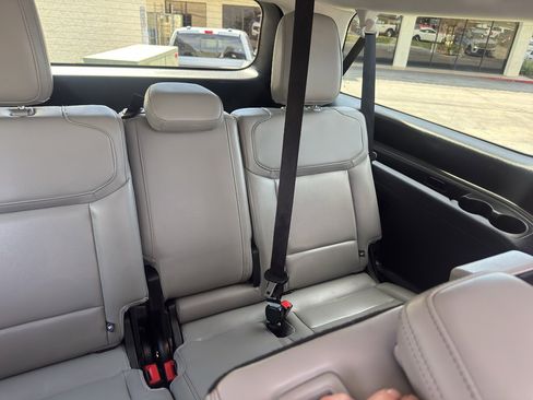 Used 2025 Ford Expedition Max Active image 35