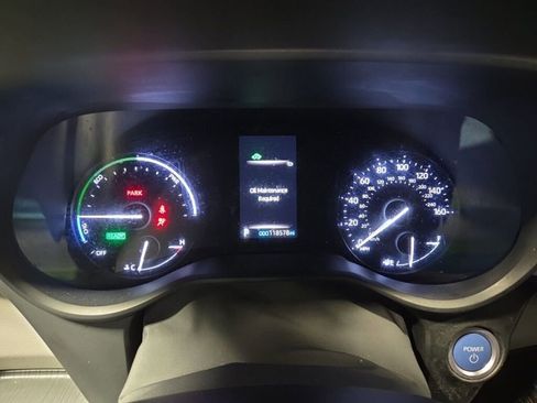 Used 2021 Toyota Sienna LE image 9