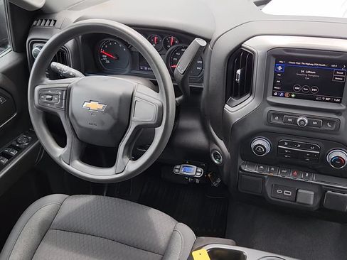 Used 2024 Chevrolet Silverado 1500 Custom AWD/4WD image 5