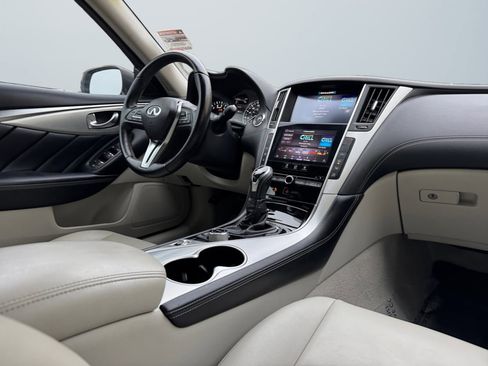 Used 2020 INFINITI Q50 Luxe image 14