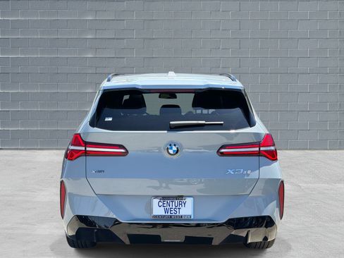 Used 2025 BMW X3 xDrive30i w/ Premium Package AWD/4WD image 4