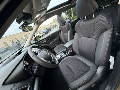 Certified 2023 Subaru Forester Premium AWD/4WD image 15