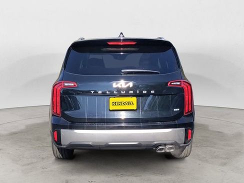 Used 2025 Kia Telluride S image 4