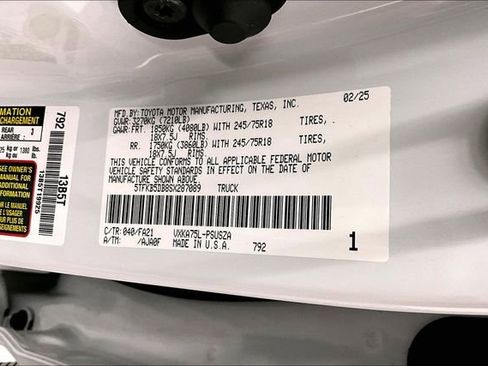 Used 2025 Toyota Tundra SR w/ SR Tow Package image 39