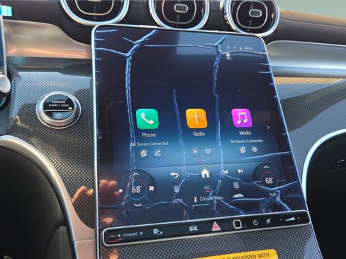 New 2026 Mercedes-Benz GLC 300 image 18