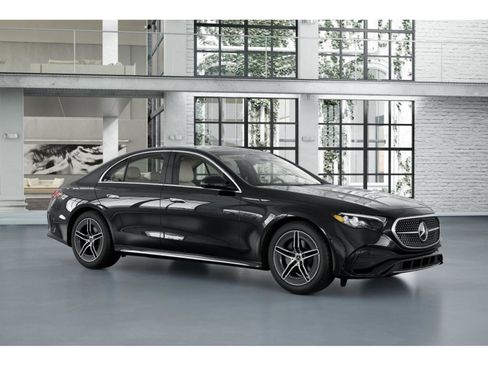 New 2026 Mercedes-Benz E 350 4MATIC Sedan image 12