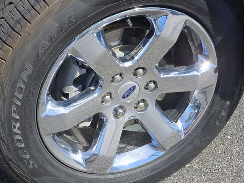 Used 2023 Ford F150 XLT w/ XTR Package AWD/4WD image 18