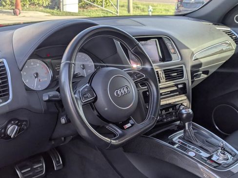 Used 2016 Audi SQ5 Premium Plus w/ Technology Package AWD/4WD image 13