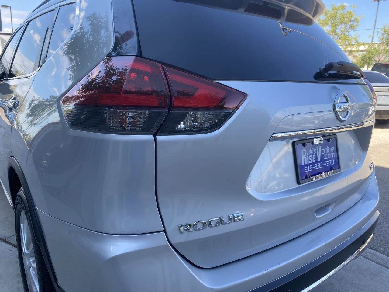 Used 2020 Nissan Rogue SV FWD image 6