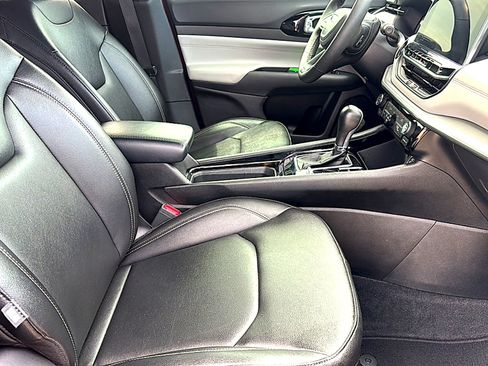 Used 2025 Jeep Compass Limited AWD/4WD image 23