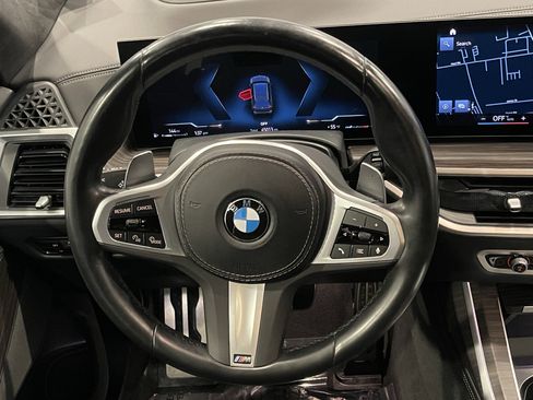 Certified 2023 BMW X7 xDrive40i w/ Executive Package image 19