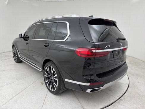 Used 2020 BMW X7 xDrive40i w/ Parking Assistance Package image 3