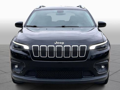 Used 2019 Jeep Cherokee Latitude Plus image 4