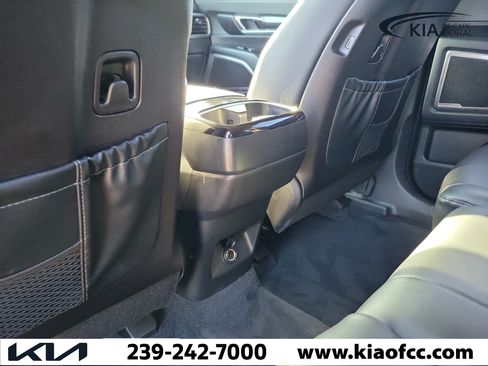 Certified 2025 Kia Telluride LX FWD image 13