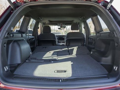 New 2025 Jeep Grand Cherokee Laredo X w/ Luxury Tech Group I image 10