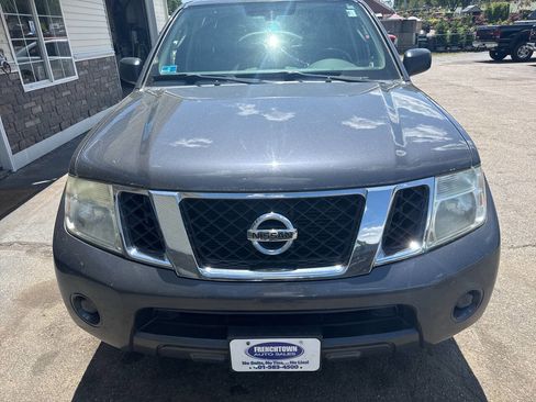 Used 2011 Nissan Pathfinder S AWD/4WD image 5