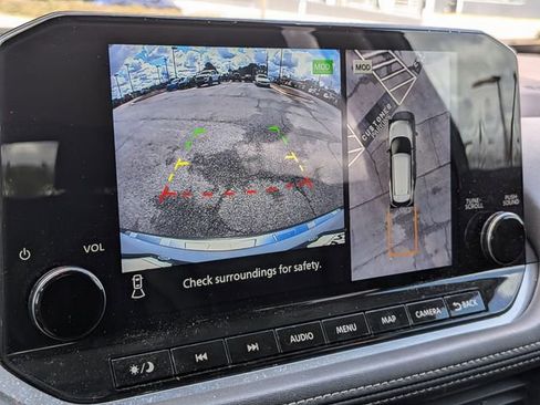 Certified 2023 Nissan Rogue Platinum w/ Platinum Premium Package image 20