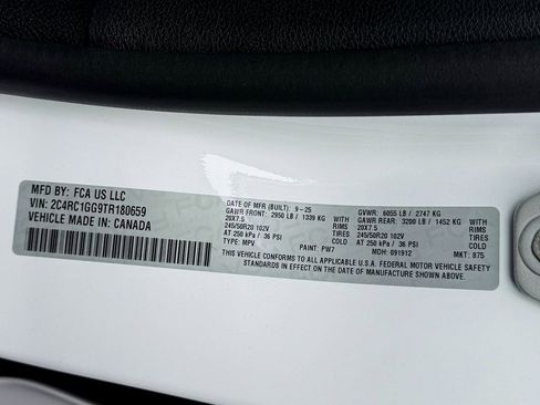 New 2026 Chrysler Pacifica Limited w/ S Appearance Package image 39