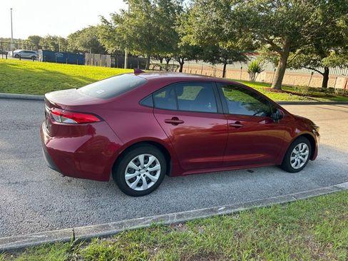 Used 2023 Toyota Corolla LE FWD image 6