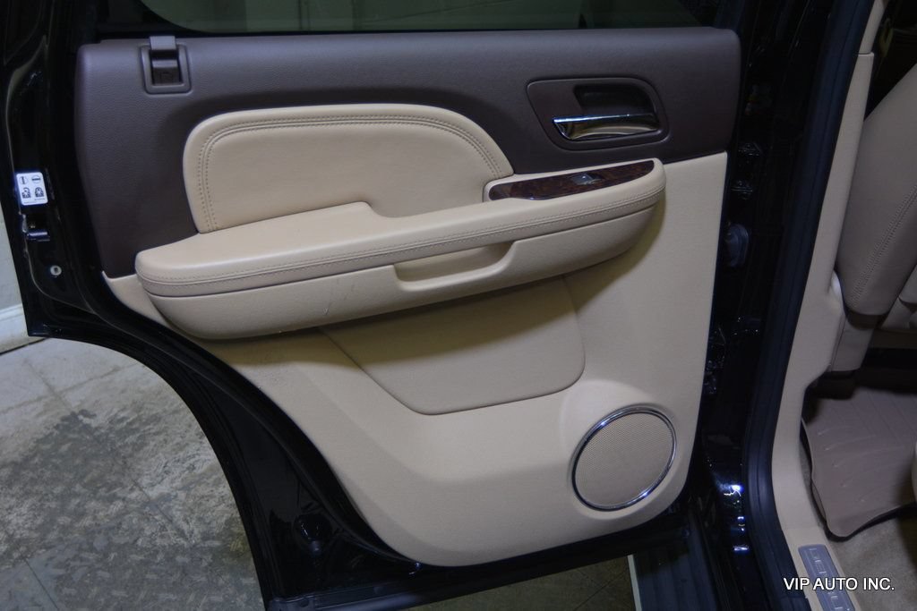 Used 2013 GMC Yukon Denali AWD/4WD image 9