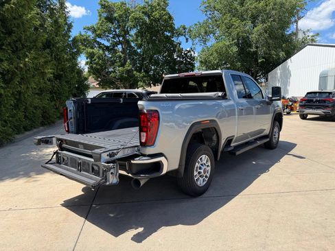Used 2024 GMC Sierra 2500 SLE w/ SLE Value Package; AWD/4WD image 32