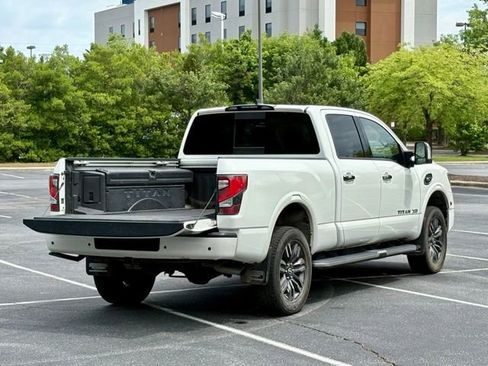 Used 2023 Nissan Titan Platinum Reserve w/ Moonroof Package AWD/4WD image 18
