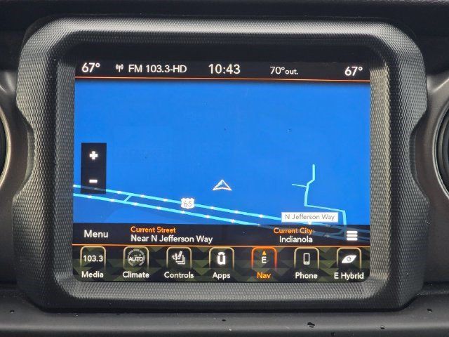 Used 2023 Jeep Wrangler Unlimited w/ Sun & Screen Package AWD/4WD image 33