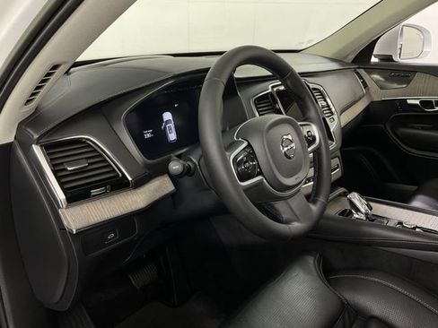 Certified 2023 Volvo XC90 B6 Ultimate image 19