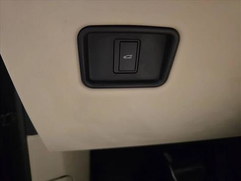 Used 2024 Land Rover Range Rover SE AWD/4WD image 27