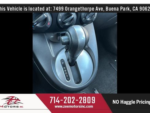 Used 2012 MAZDA MAZDA2 Sport FWD image 35
