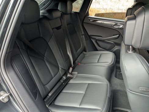 New 2026 Porsche Macan AWD/4WD image 25