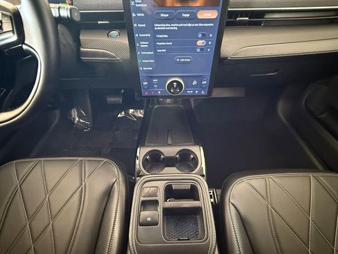 Used 2025 Ford Mustang Mach-E Select w/ Comfort Package Lite image 15