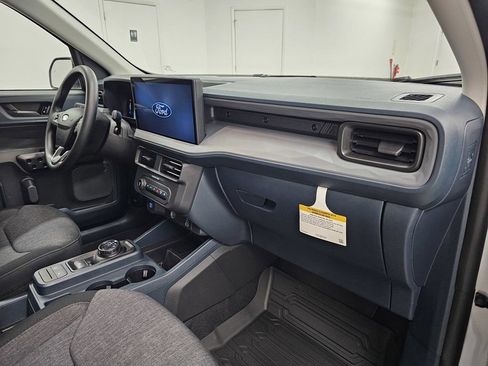 New 2026 Ford Maverick XLT w/ Black Appearance Package AWD/4WD image 13