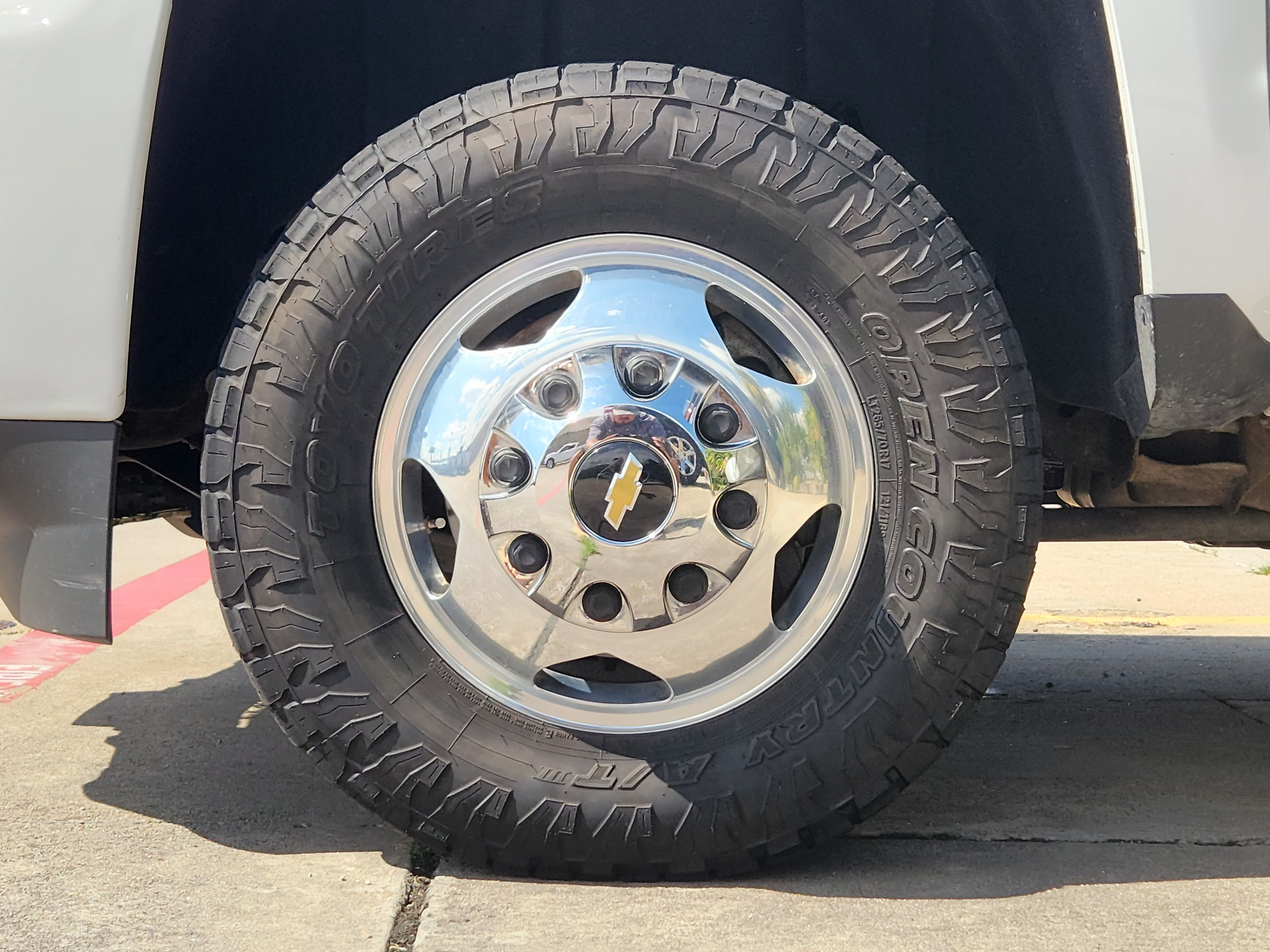 Used 2017 Chevrolet Silverado 3500 High Country w/ Duramax Plus Package AWD/4WD image 7
