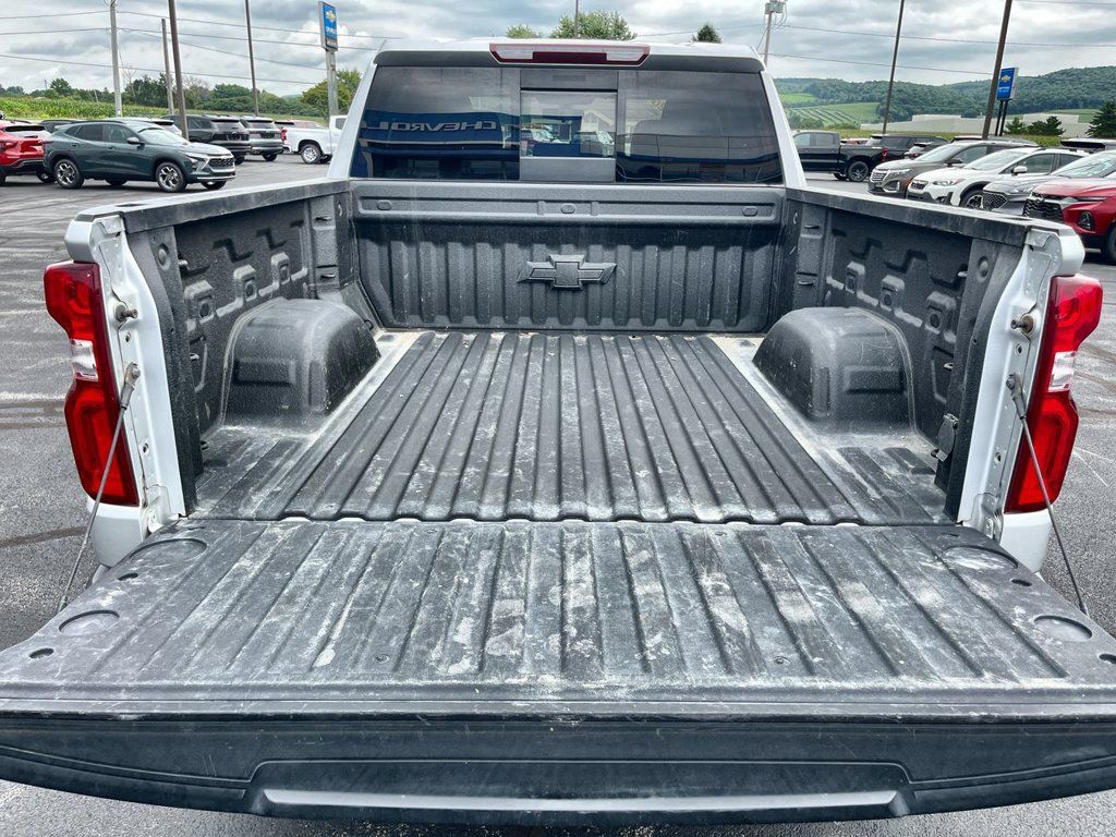 Used 2020 Chevrolet Silverado 1500 RST AWD/4WD image 25