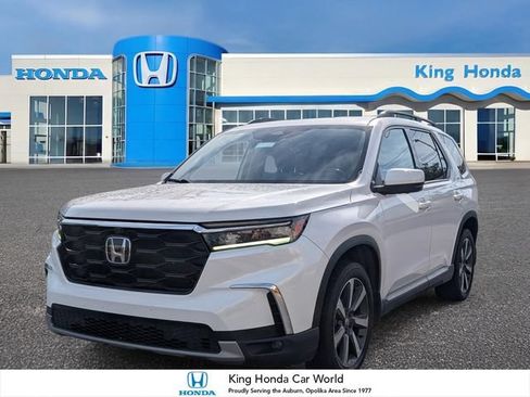 Used 2023 Honda Pilot Elite image 1