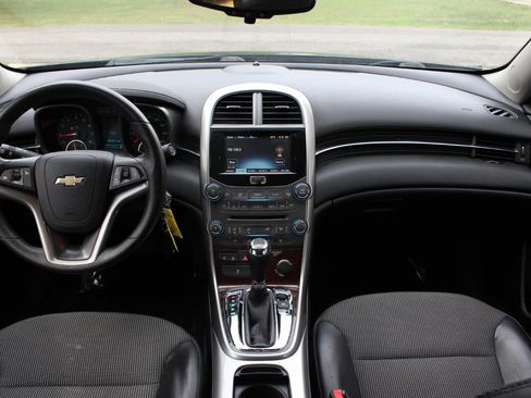 Used 2013 Chevrolet Malibu LT image 35