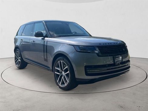 New 2025 Land Rover Range Rover SE image 7