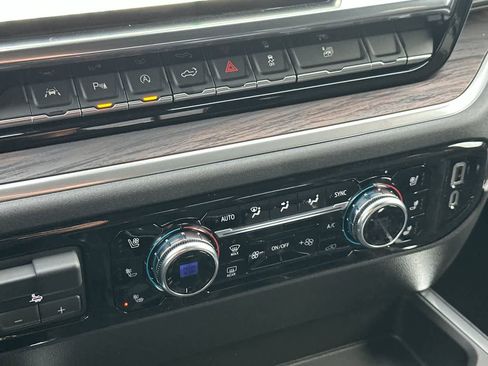 New 2026 GMC Sierra 1500 SLT w/ SLT Premium Plus Package image 26