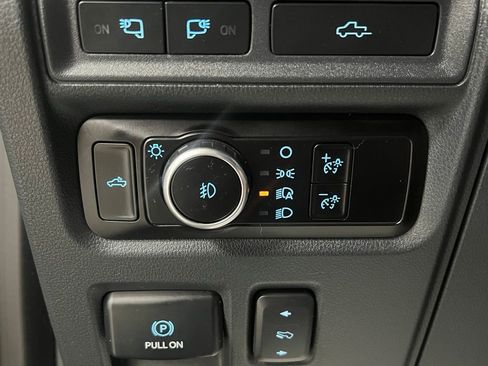 Used 2023 Ford F150 Lariat w/ Equipment Group 502A High image 34