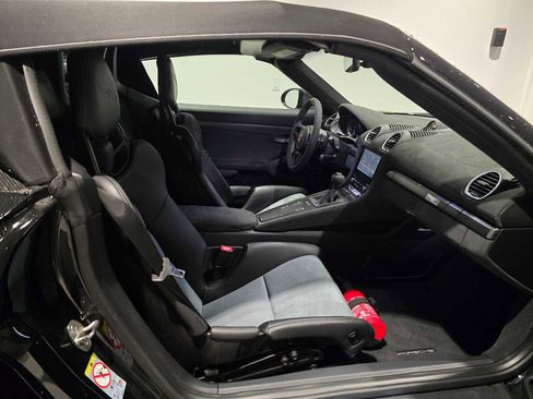 Used 2025 Porsche 718 Boxster Spyder RS image 13
