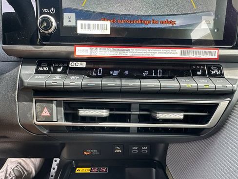 New 2026 Toyota Camry SE FWD image 33