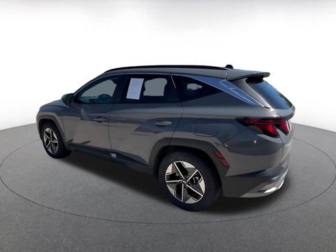 Used 2025 Hyundai Tucson SEL FWD image 10