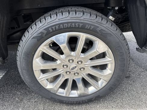 Used 2022 Ford F150 Limited AWD/4WD image 18