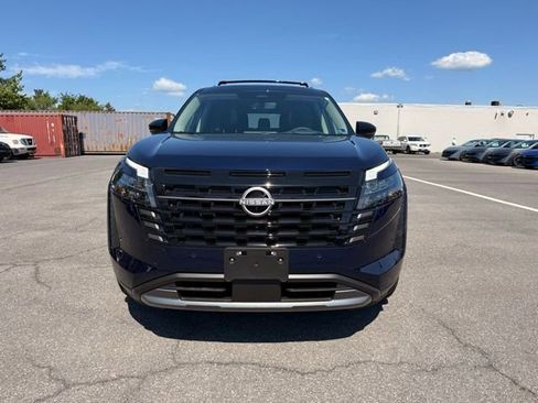 New 2026 Nissan Pathfinder Platinum AWD/4WD image 3