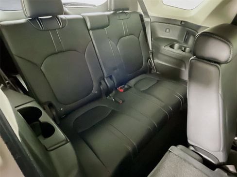 Used 2023 Honda Pilot Elite image 34